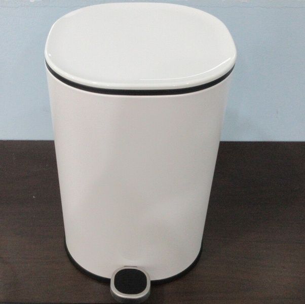 купить Відро для сміття з плавним закриттям овальне ZERIX PRIME-TC0105 WHITE 5 л (колір білий) (ZX5901) фото