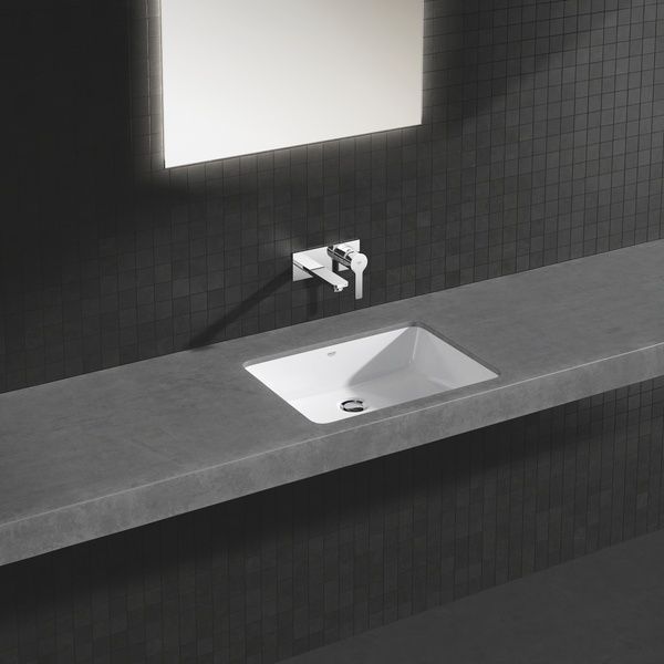 купить Смеситель для раковины на 2 отверстия Grohe Lineare M-Size (19409001) фото