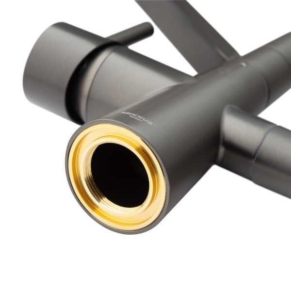 купить Смеситель для кухни MIXXUS PREMIUM MAGNET 021 GRAPHITE REFL.BLACK с гибким изливом с выходом для питьевой воды (Цвет графит+излив черный) (MI6975) фото