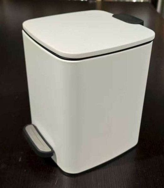 купить Відро для сміття з плавним закриттям квадратне ZERIX KUBIX-TC0106 WHITE 6 л (колір білий) (ZX6109) фото