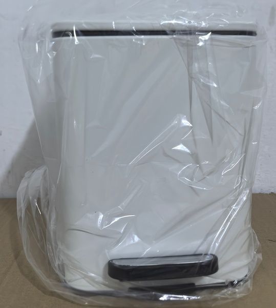 купить Відро для сміття з плавним закриттям квадратне ZERIX KUBIX-TC0106 WHITE 6 л (колір білий) (ZX6109) фото